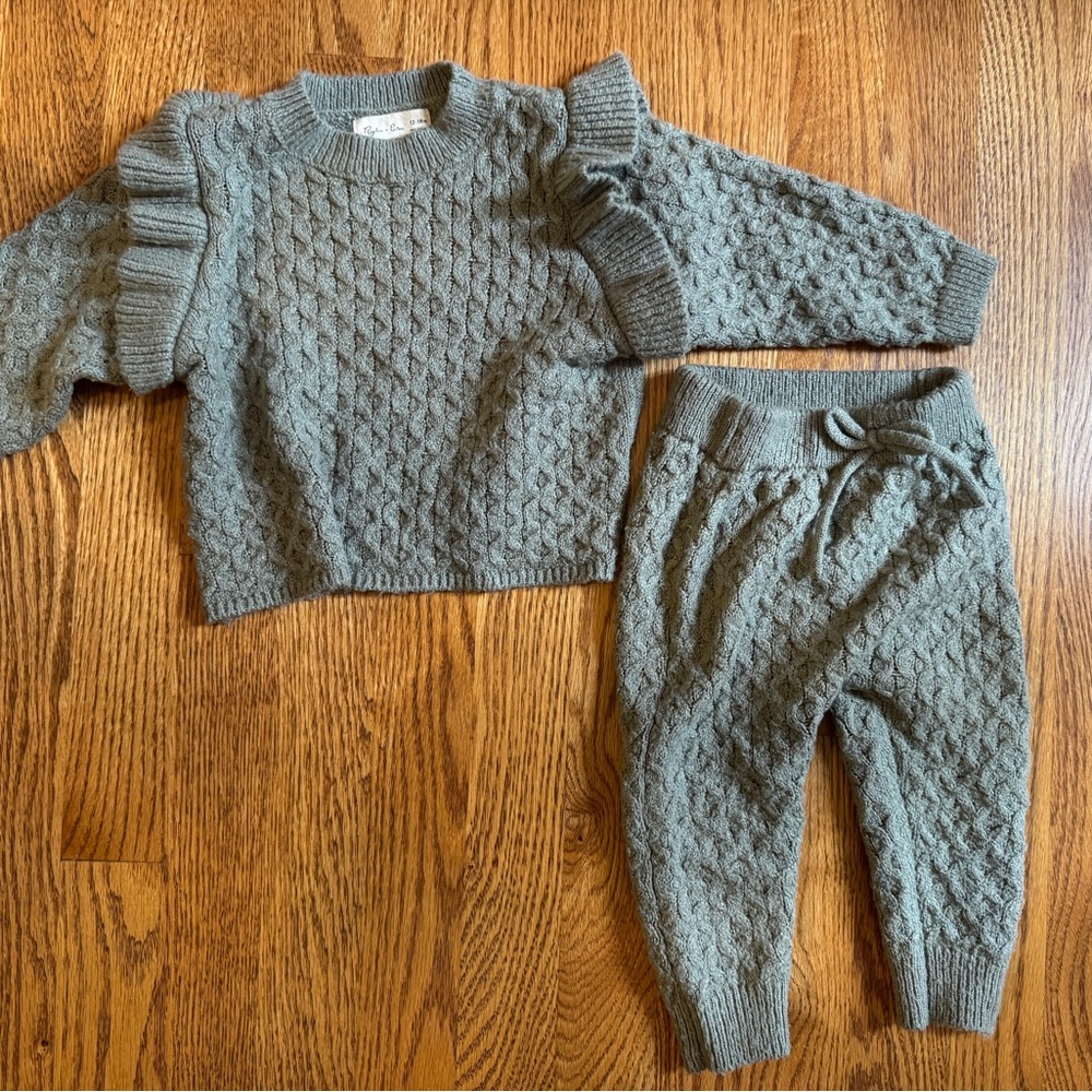 Rylee + Cru Olive Knit outfit - sweater and pants